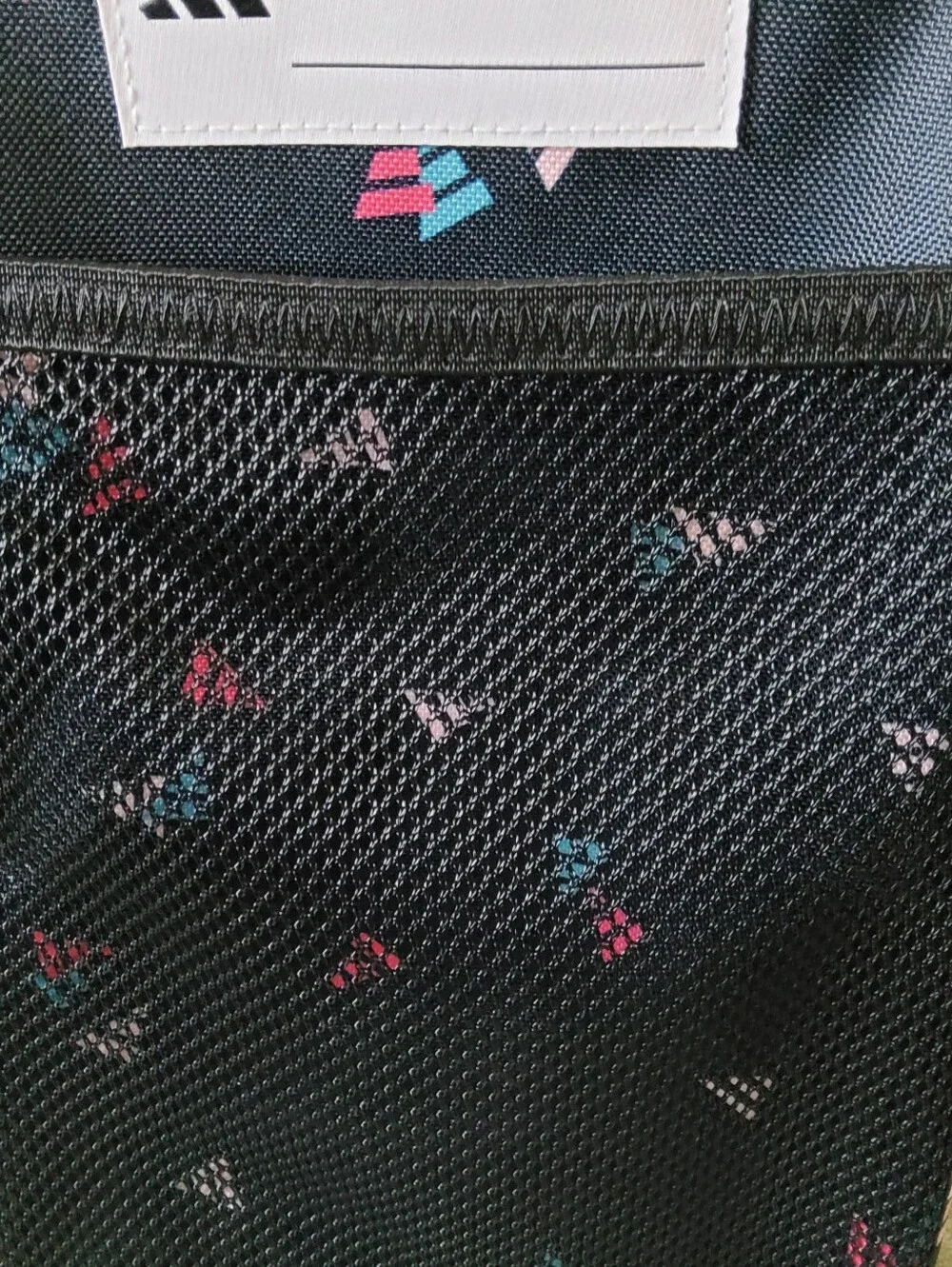 * Adidas Unisex Santiago 3 Logo Lunch Office College Bag Black/Pink